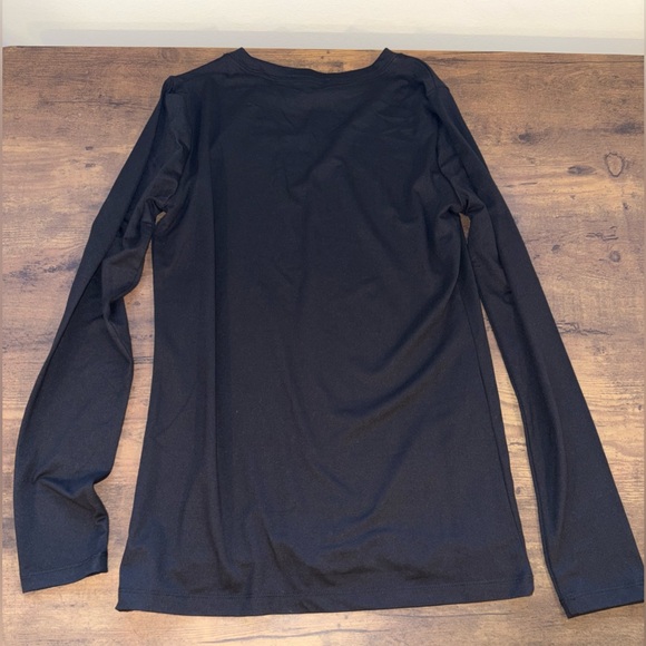 Zenana Outfitters Tops - NWOT Zenana Soft Black Long Sleeve Woman’s Shirt